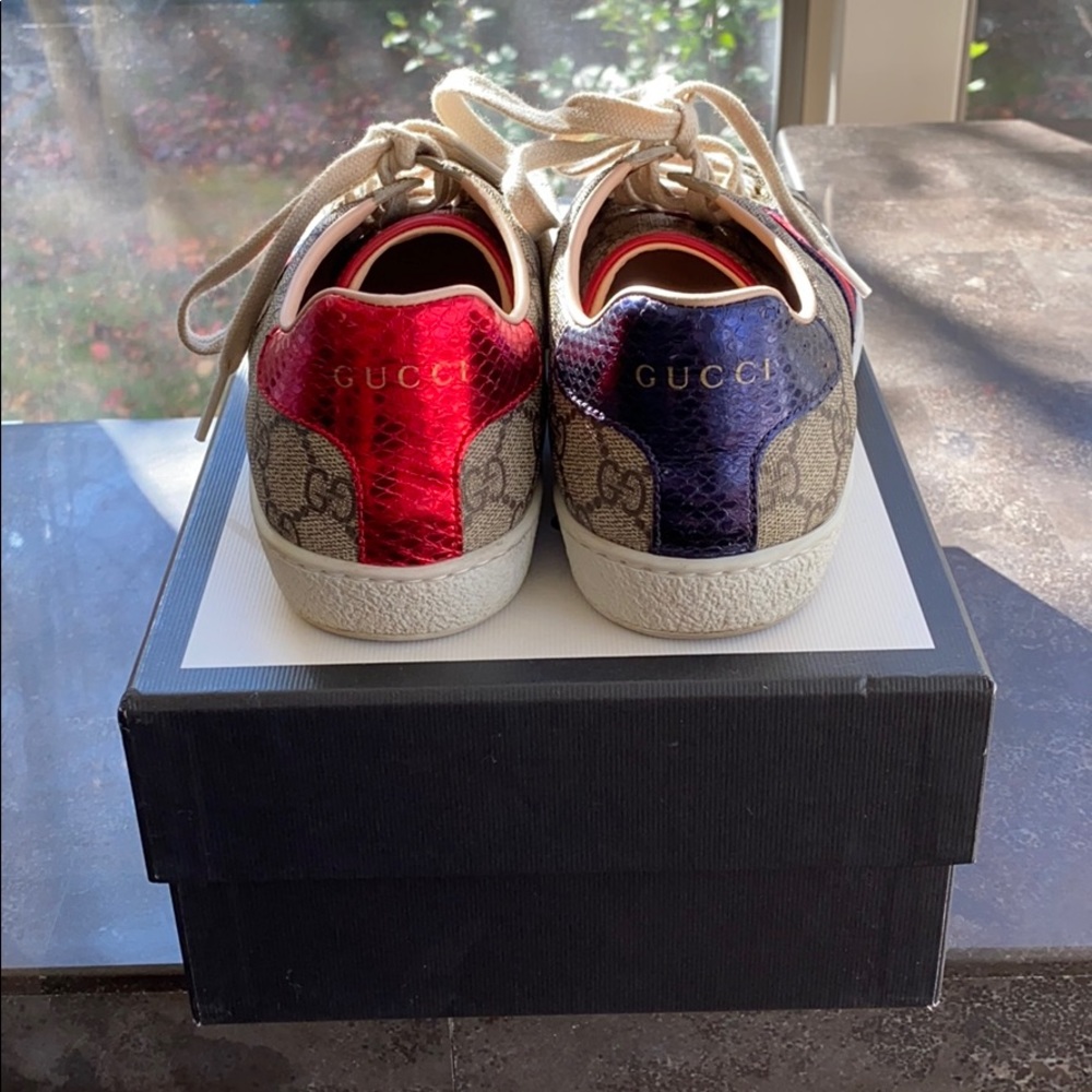Gucci GG Supreme Sneakers - Picture 4 of 6